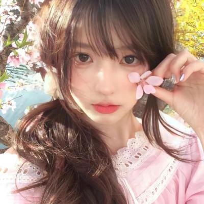 娜娜:逝水年华海报