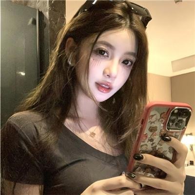 50英尺高的女人海报